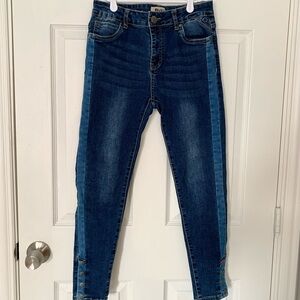 Elegant Dark Blue Ankle Jeans